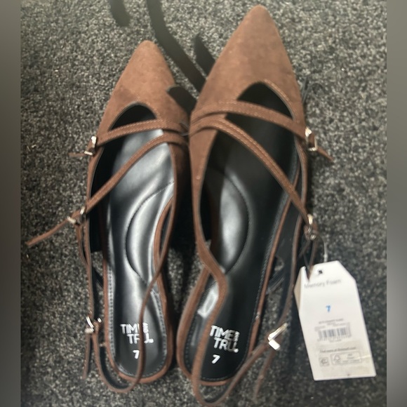 Time and Tru Women's Strappy Sling Back Flats - Picture 6 of 6